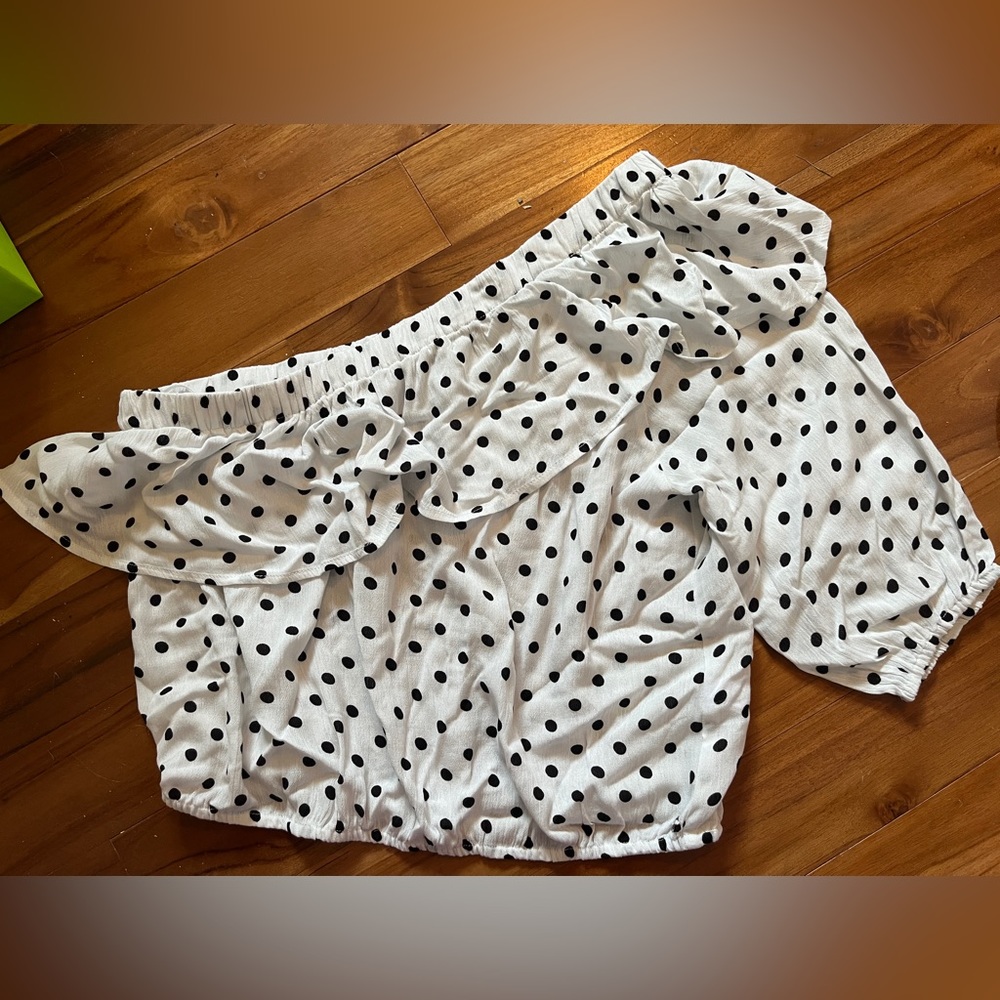 Monk & Lou one sleeve polka dot shirt